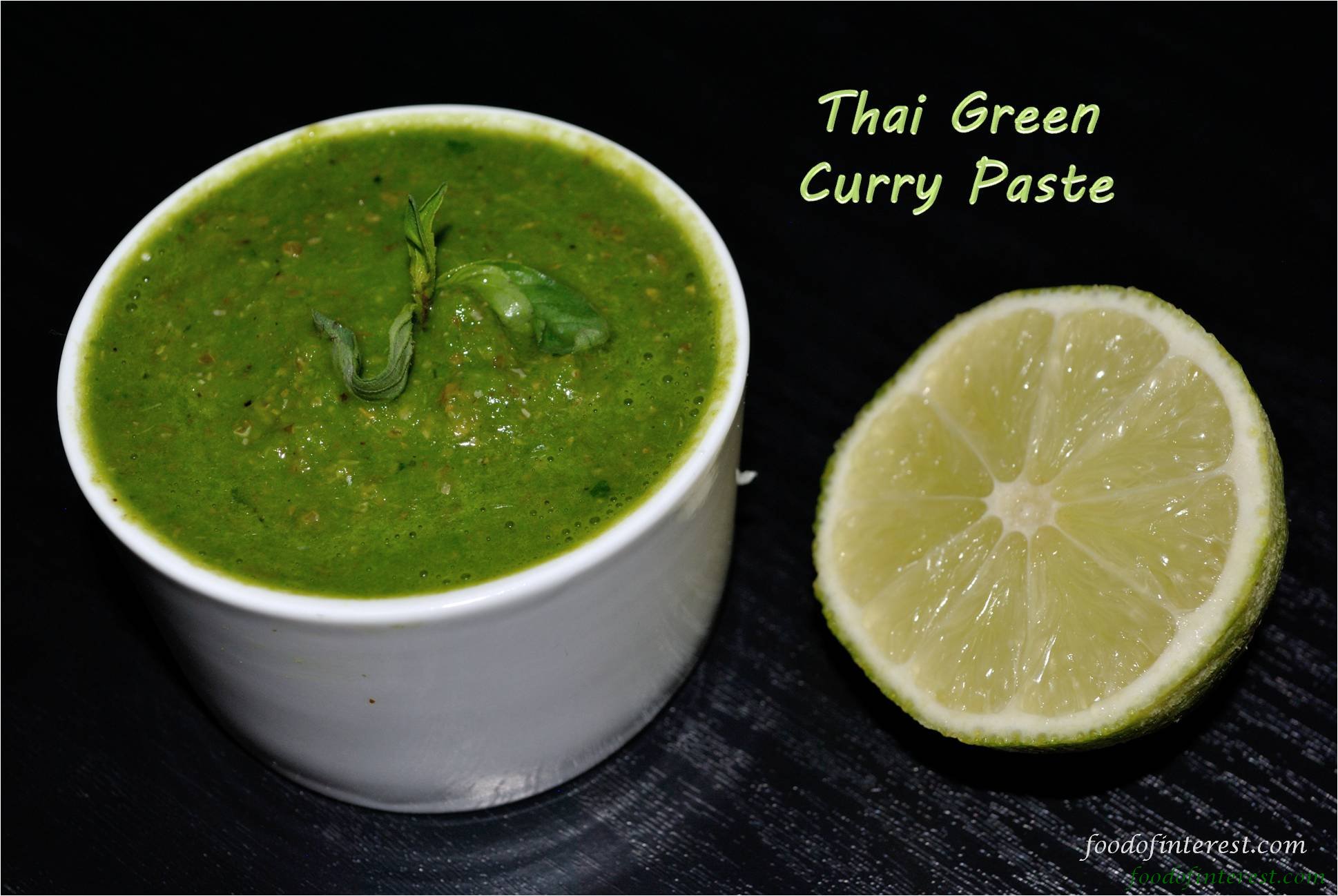 Thai green curry paste